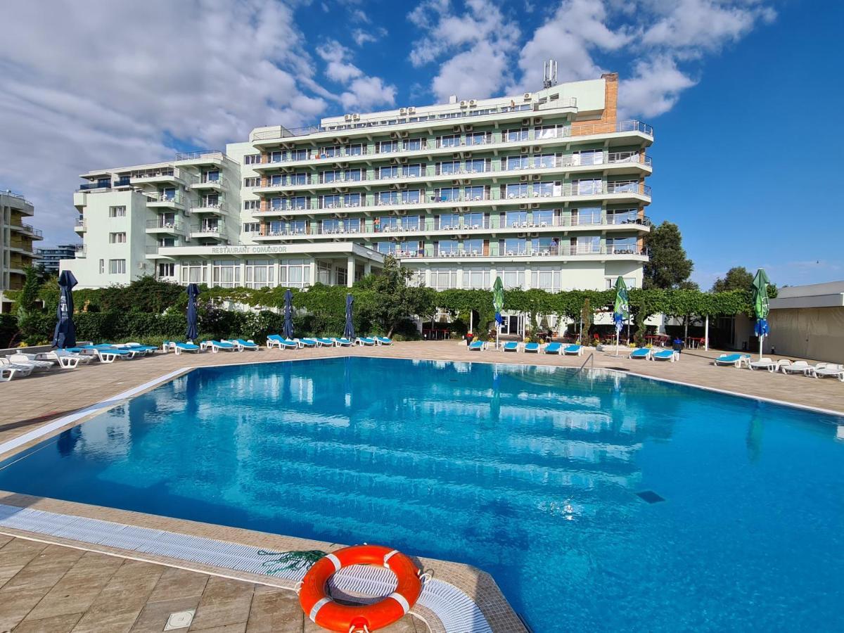 Hotel Comandor ママイア エクステリア 写真